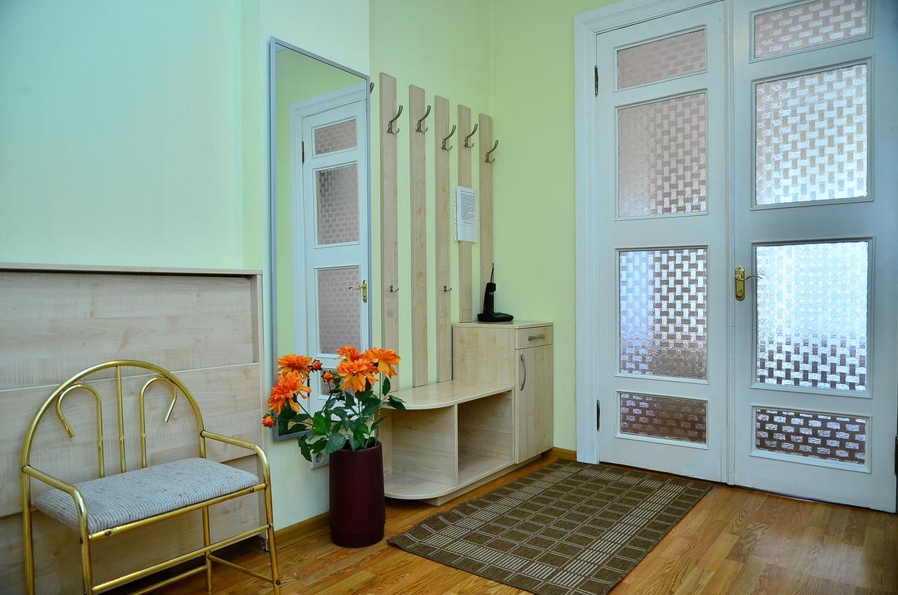 Bolshaya Vasilkovskaya 12 Apartment Kiev Ngoại thất bức ảnh