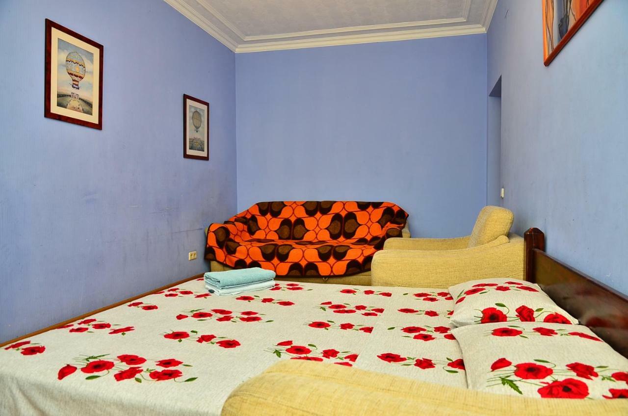 Bolshaya Vasilkovskaya 12 Apartment Kiev Ngoại thất bức ảnh